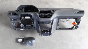 Usados Airbag set + dashboard Peugeot 208 I (CA/CC/CK/CL) 1.0 Vti 12V PureTech Precio € 949,85 IVA incluido ofrecido por Autohandel Didier