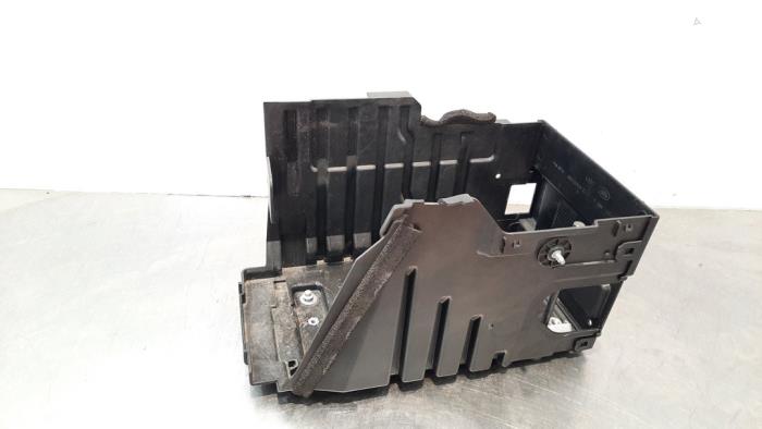 Begagnade Batterilåda Landrover Range Rover Evoque (LVJ/LVS) 2.0 D 150 16V Pris € 36,30 Inklusive moms erbjuds av Autohandel Didier