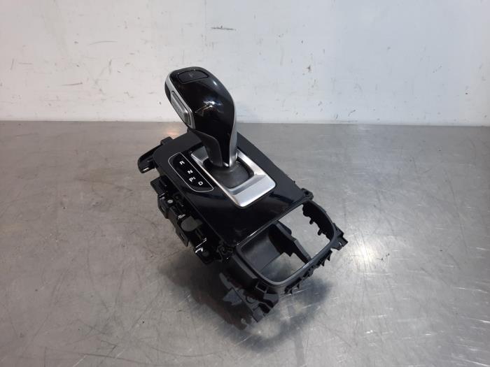 Usados Palanca selectora automática MG HS/EHS I (AS23) 1.5 EHS T-GDI Hybrid Precio € 266,20 IVA incluido ofrecido por Autohandel Didier