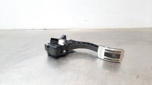 Used Accelerator pedal Peugeot 308 (F3/FB/FH/FM/FP) 1.5 Blue HDi 130 16V Price € 36,30 Inclusive VAT offered by Autohandel Didier