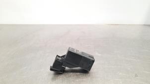 Used Glow plug relay Peugeot 308 (F3/FB/FH/FM/FP) 1.5 Blue HDi 130 16V Price € 24,20 Inclusive VAT offered by Autohandel Didier