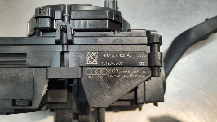 Przelacznik Combi kolumny kierownicy z Audi A4 Avant (B9) 2.0 30 TDI Mild hybrid 16V 2019