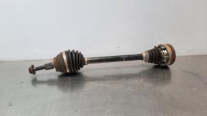 Used Front drive shaft, left Volkswagen Beetle (16AE) 1.2 TSI Price € 127,05 Inclusive VAT offered by Autohandel Didier