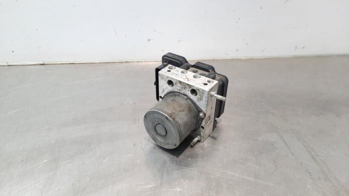 Begagnade ABS-pump Fiat Ducato (250) 2.3 D 130 Multijet Pris € 133,10 Inklusive moms erbjuds av Autohandel Didier