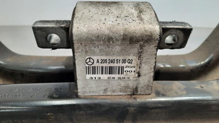Gearbox mount from a Mercedes-Benz C (C205) C-220d 2.2 16V BlueTEC 2016