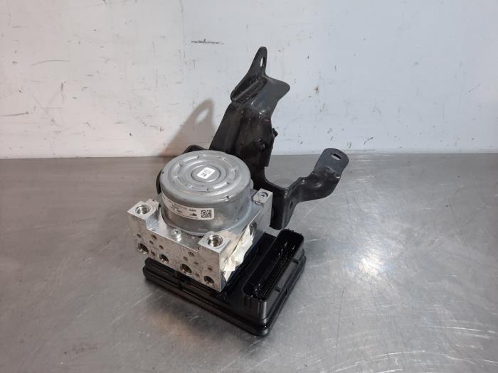 Begagnade ABS-pump Ford Kuga III (DFK) 1.5 EcoBoost 12V 150 Pris € 332,75 Inklusive moms erbjuds av Autohandel Didier