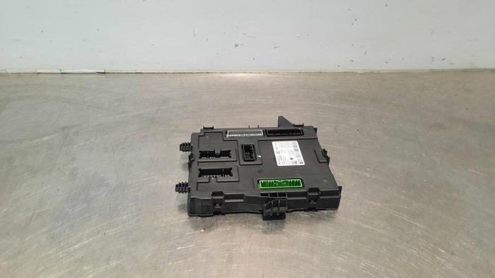 Used Body control computer Renault Grand Scénic IV (RFAR) 1.3 TCE 140 16V Price € 60,50 Inclusive VAT offered by Autohandel Didier