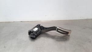 Used Accelerator pedal Volkswagen T-Roc 1.6 TDI BMT 16V Price € 36,30 Inclusive VAT offered by Autohandel Didier