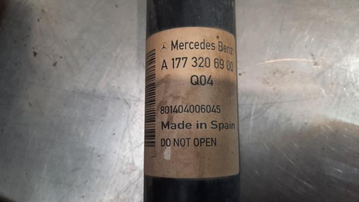 Rear shock absorber, right from a Mercedes-Benz A (177.0) 1.3 A-160 Turbo 16V 2019