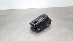 Used AIH headlight switch Mercedes A (177.0) 1.3 A-160 Turbo 16V Price € 36,30 Inclusive VAT offered by Autohandel Didier