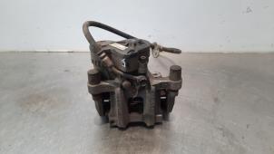 Used Rear brake calliper, left Honda Civic (FK6/7/8/9) 1.5i Turbo 16V Price € 66,55 Inclusive VAT offered by Autohandel Didier