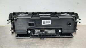 Used Air conditioning control panel Honda Civic (FK6/7/8/9) 1.5i Turbo 16V Price on request offered by Autohandel Didier
