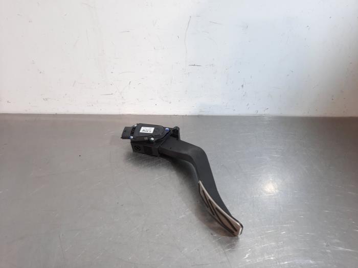 Begagnade Gaspedal MG HS/EHS I (AS23) 1.5 EHS T-GDI Hybrid Pris € 48,40 Inklusive moms erbjuds av Autohandel Didier