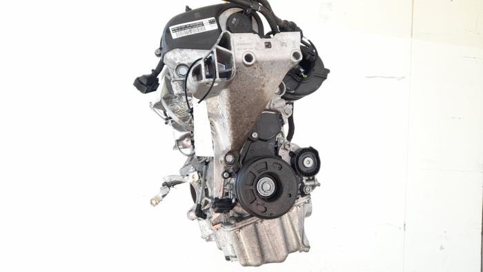 Engine Volkswagen Polo VI 1.0 MPI 12V - 05C100031 DFNA