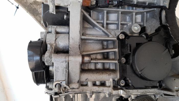 Engine Volkswagen Polo VI 1.0 MPI 12V - 05C100031 DFNA