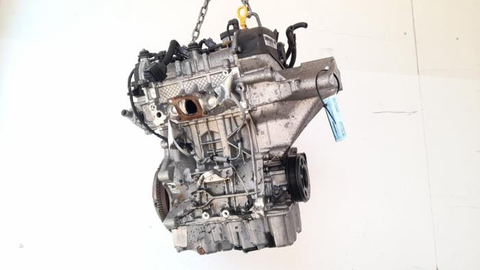 Engine Volkswagen Polo VI 1.0 MPI 12V - 05C100031 DFNA
