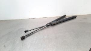 Used Set of tailgate gas struts Skoda Octavia Combi (NXAC) 1.0 TSI 12V Price € 66,55 Inclusive VAT offered by Autohandel Didier