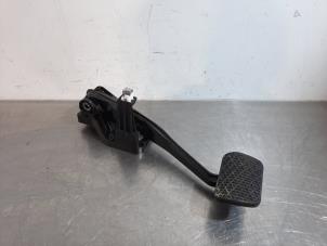 Used Brake pedal Mercedes CLA (117.3) 1.6 CLA-200 16V Price € 60,50 Inclusive VAT offered by Autohandel Didier