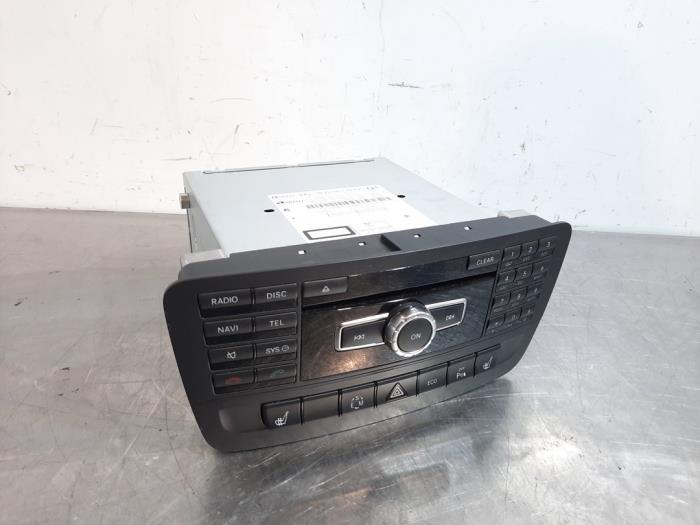 Używane Radio Mercedes CLA (117.3) 1.6 CLA-200 16V Cena € 114,95 Z VAT oferowane przez Autohandel Didier