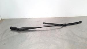 Used Front wiper arm Skoda Kodiaq 2.0 TDI 150 16V Price € 30,25 Inclusive VAT offered by Autohandel Didier