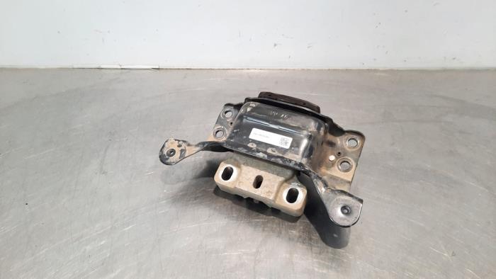 Used Engine mount Volkswagen Passat Variant (3G5) 1.6 TDI 16V Price € 24,20 Inclusive VAT offered by Autohandel Didier