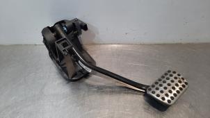 Used Brake pedal Mercedes GLE (V167) 450 EQ Boost 3.0 24V 4-Matic Price € 96,80 Inclusive VAT offered by Autohandel Didier