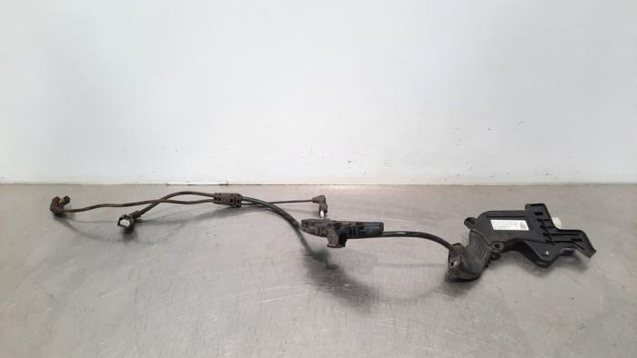 Begagnade ABS-sensor Mercedes GLE (V167) 450 EQ Boost 3.0 24V 4-Matic Pris € 24,20 Inklusive moms erbjuds av Autohandel Didier