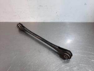 Used Lower wishbone, rear right BMW 1 serie (F20) 116i 1.6 16V Price € 30,25 Inclusive VAT offered by Autohandel Didier
