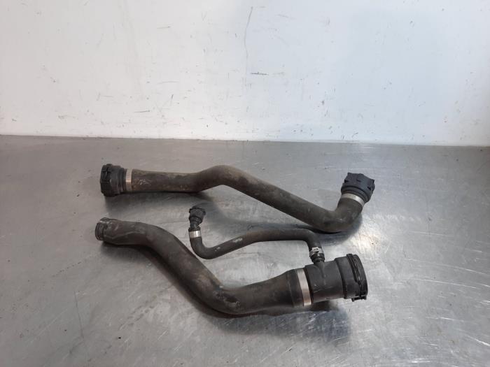 Usagé Conduit (divers) BMW 1 serie (F20) 116i 1.6 16V Prix € 48,40 Prix TTC proposé par Autohandel Didier