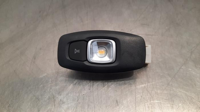 Begagnade Innerbelysning Renault Clio V (RJAB) 1.0 TCe 90 12V Pris € 24,20 Inklusive moms erbjuds av Autohandel Didier