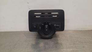 Used AIH headlight switch Mercedes Vito (447.6) 1.6 111 CDI 16V Price € 36,30 Inclusive VAT offered by Autohandel Didier