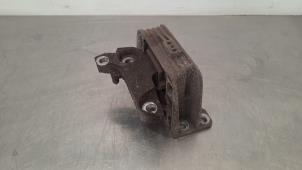 Used Engine mount Opel Movano 2.3 CDTi 16V FWD Price € 36,30 Inclusive VAT offered by Autohandel Didier