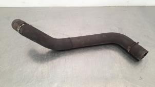 Used Radiator hose Opel Movano 2.3 CDTi 16V FWD Price on request offered by Autohandel Didier
