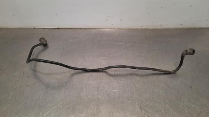 Usagé Conduit de carburant Opel Astra K 1.0 Turbo 12V Prix € 24,20 Prix TTC proposé par Autohandel Didier