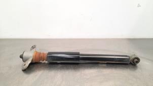 Used Rear shock absorber, right Kia Ceed Sportswagon (CDF) 1.0i T-GDi 12V Price € 36,30 Inclusive VAT offered by Autohandel Didier