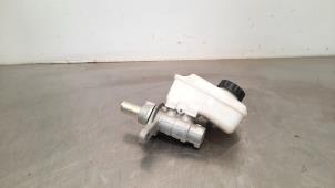 Used Master cylinder Mini Clubman (F54) 2.0 Cooper S 16V Price € 90,75 Inclusive VAT offered by Autohandel Didier