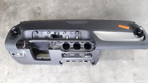 Used Dashboard Mercedes GLA (H247) Price € 889,35 Inclusive VAT offered by Autohandel Didier