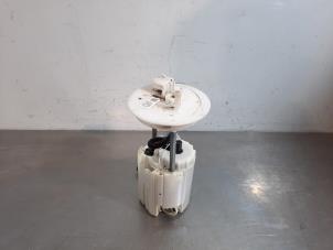 Used Electric fuel pump Opel Karl 1.0 12V Price € 90,75 Inclusive VAT offered by Autohandel Didier
