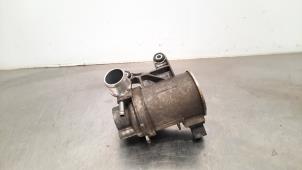 Used Water pump Mercedes C (C205) C-180 1.6 16V Price on request offered by Autohandel Didier
