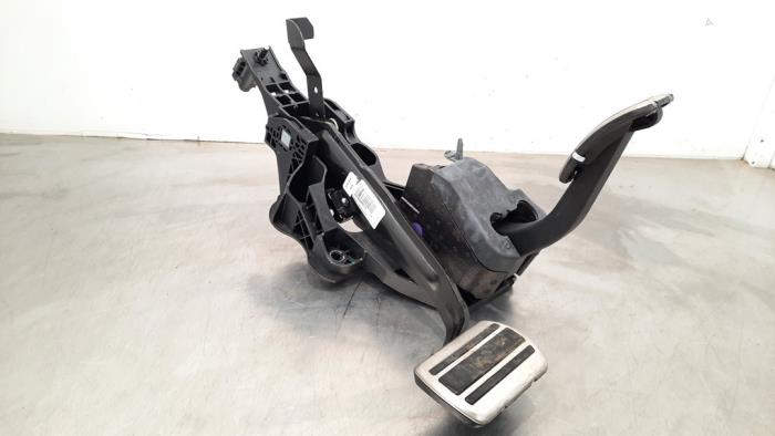 Gebrauchte Pedale Set Peugeot 508 (F3/FB/FH/FP) 1.6 16V GT PureTech 225 Preis € 48,40 Mit Mehrwertsteuer angeboten von Autohandel Didier