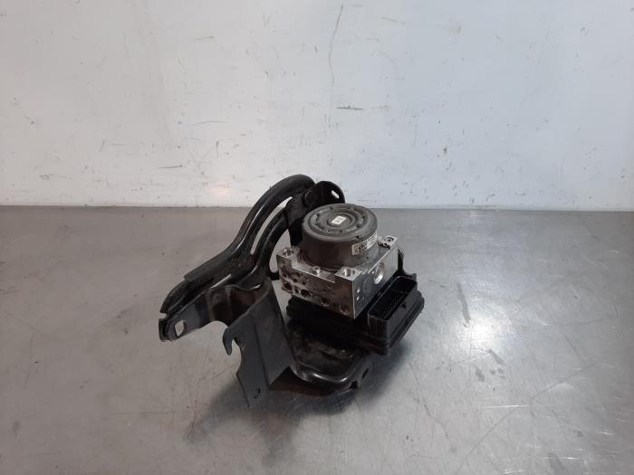 Begagnade ABS-pump Citroen C3 (SC) 1.0 Vti 68 12V Pris € 96,80 Inklusive moms erbjuds av Autohandel Didier