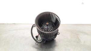 Used Heating and ventilation fan motor Renault Grand Scénic IV (RFAR) 1.3 TCE 140 16V Price € 127,05 Inclusive VAT offered by Autohandel Didier