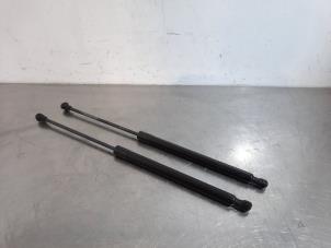 Used Set of gas struts for boot Peugeot 308 (L3/L8/LB/LH/LP) 1.6 HDi Price € 42,35 Inclusive VAT offered by Autohandel Didier