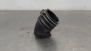 Used Air intake hose Toyota Auris (E18) 1.8 16V Hybrid Price € 24,20 Inclusive VAT offered by Autohandel Didier