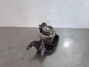 Used ABS pump Peugeot 2008 (CU) 1.6 e-HDi FAP Price € 223,85 Inclusive VAT offered by Autohandel Didier