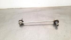 Used Anti-roll bar guide Fiat 500e (332) 42 kWh 3+1 Price € 18,15 Inclusive VAT offered by Autohandel Didier