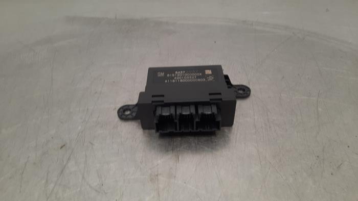 Begagnade PDC-modul Opel Astra K Sports Tourer 1.6 CDTI 110 16V Pris € 48,40 Inklusive moms erbjuds av Autohandel Didier