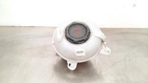 Used Expansion vessel Volkswagen T-Roc 1.5 TSI Evo BMT 16V Price € 18,15 Inclusive VAT offered by Autohandel Didier