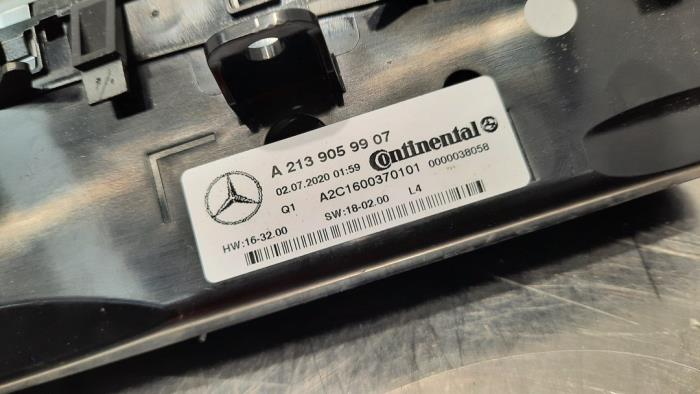 Panel sterowania klimatyzacji z Mercedes-Benz E (W213) E-300de 2.0 Turbo 16V 2020