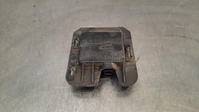 Begagnade Radarsensor Mercedes E (W213) E-300de 2.0 Turbo 16V Pris € 199,65 Inklusive moms erbjuds av Autohandel Didier